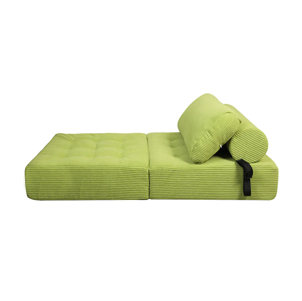 Grønstribet sofa med stropper